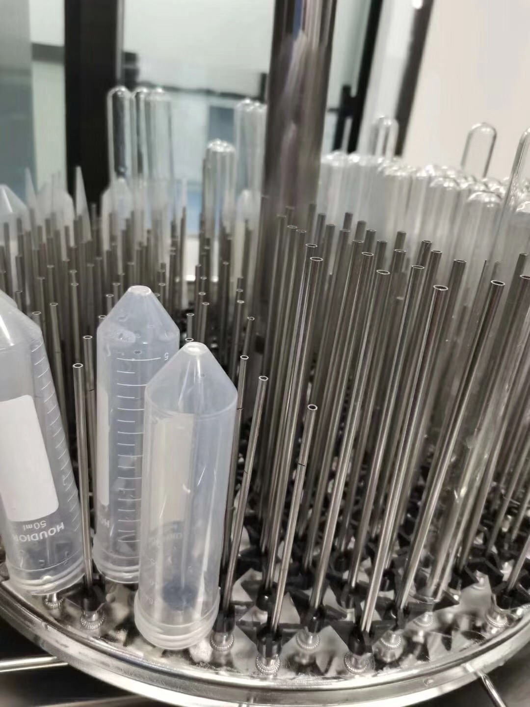 實驗室玻璃器皿中頑固凝結物如何清洗